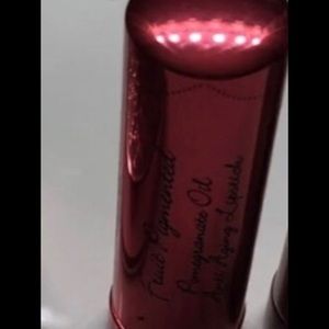 100% Pure narcissus lipstick